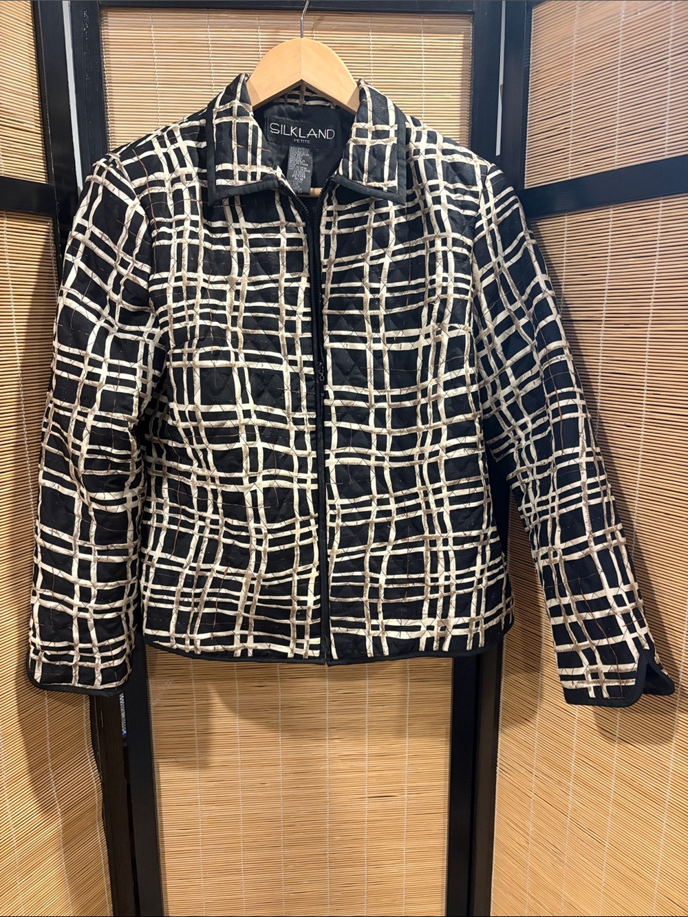 SilkLand Black Jacket with White Windowpane Grid